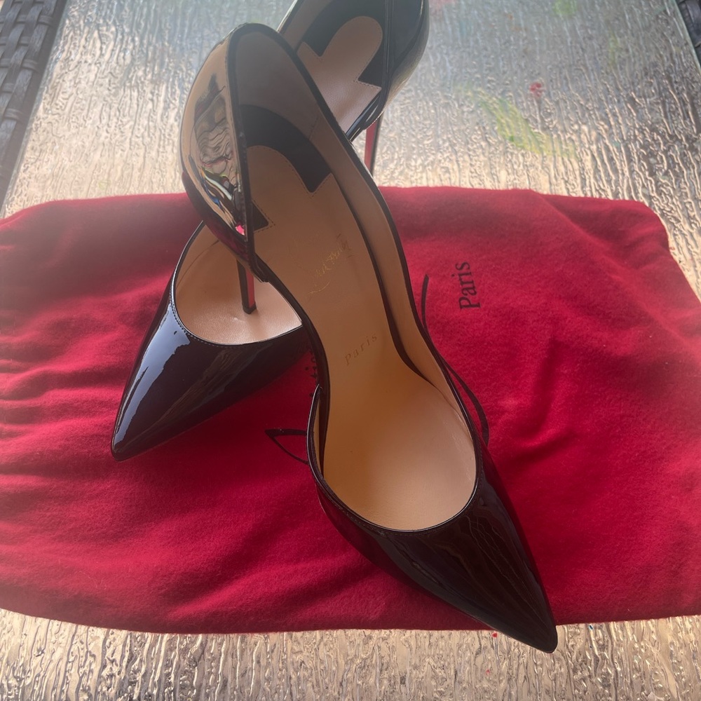 NEW Christian Louboutin Heels